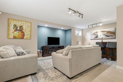 2409 Westmount Road Nw, Calgary, AB 