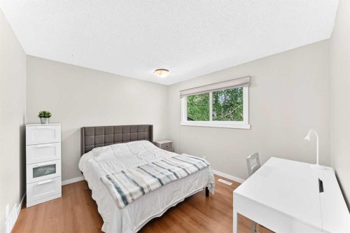 77 Edgeford Way Nw, Calgary, AB 