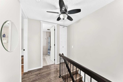 77 Edgeford Way Nw, Calgary, AB 