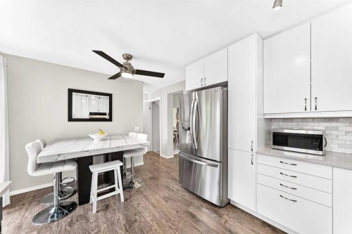 77 Edgeford Way Nw, Calgary, AB 