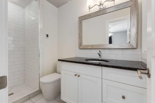 416 Oakhill Place Sw, Calgary, AB - Indoor Photo Showing Bathroom