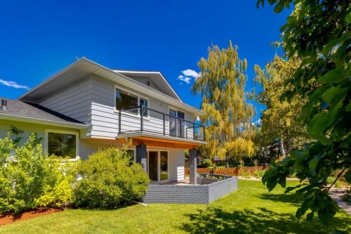 416 Oakhill Place Sw, Calgary, AB - Outdoor