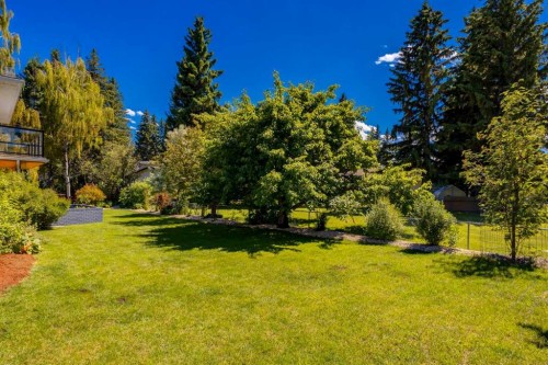 416 Oakhill Place Sw, Calgary, AB - Outdoor