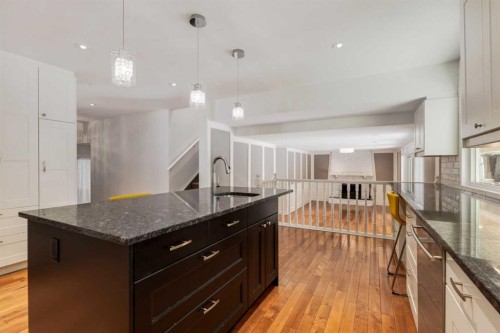 416 Oakhill Place Sw, Calgary, AB - Indoor Photo Showing Kitchen With Upgraded Kitchen