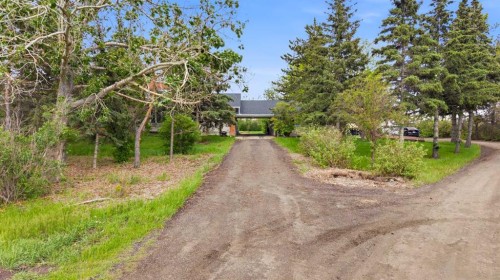 265190 Panorama Road, Balzac, AB 