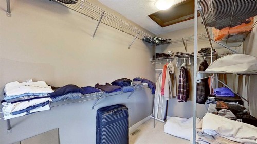 249 18 Avenue Ne, Calgary, AB 