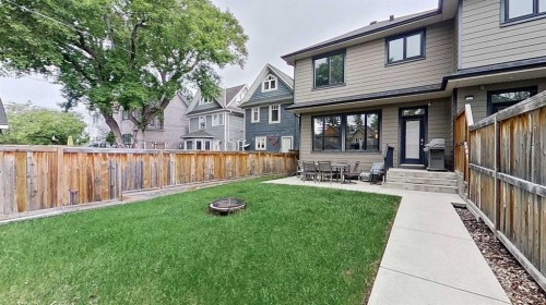 249 18 Avenue Ne, Calgary, AB 