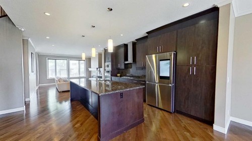 249 18 Avenue Ne, Calgary, AB 