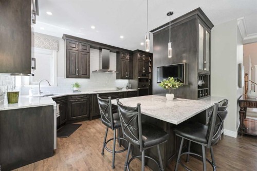 136 Strathlea Place Sw, Calgary, AB 