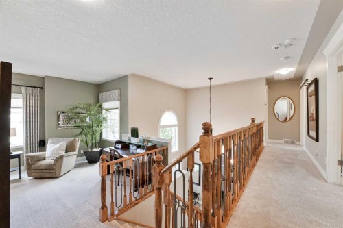 136 Strathlea Place Sw, Calgary, AB 
