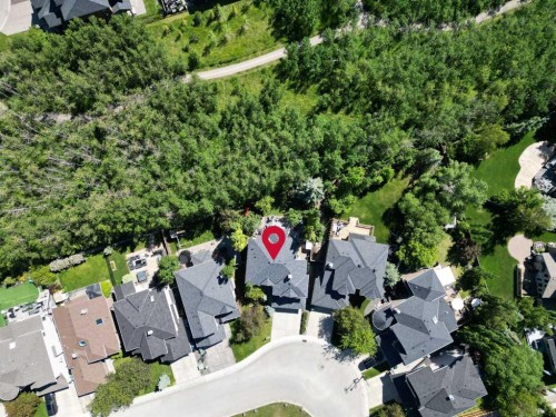 136 Strathlea Place Sw, Calgary, AB 