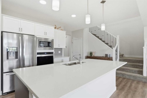 15 Lawrence Green Se, Airdrie, AB 