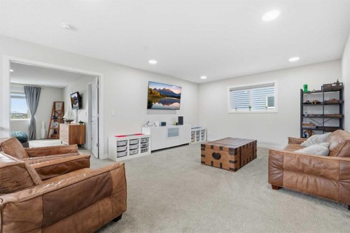 15 Lawrence Green Se, Airdrie, AB 