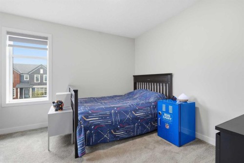 15 Lawrence Green Se, Airdrie, AB 