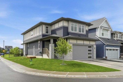 15 Lawrence Green Se, Airdrie, AB 