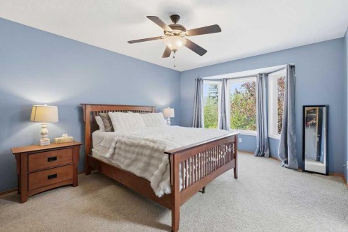 145 Straddock Crescent Sw, Calgary, AB 