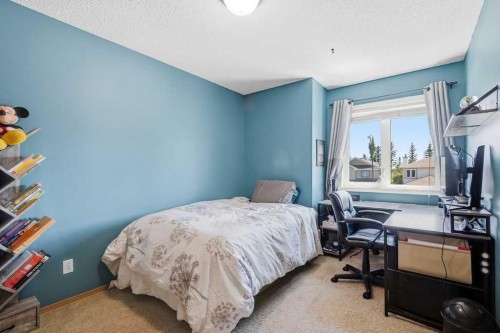 145 Straddock Crescent Sw, Calgary, AB 