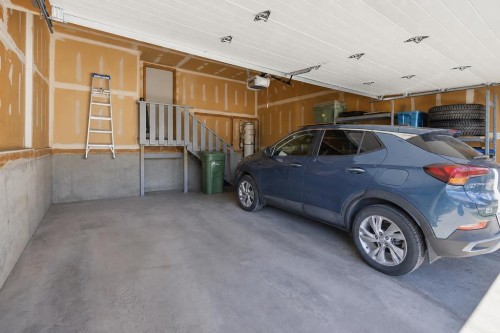 145 Straddock Crescent Sw, Calgary, AB 