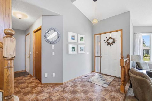 145 Straddock Crescent Sw, Calgary, AB 