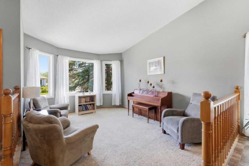 145 Straddock Crescent Sw, Calgary, AB 