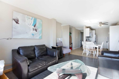 740-519 17 Avenue Sw, Calgary, AB - Indoor Photo Showing Living Room