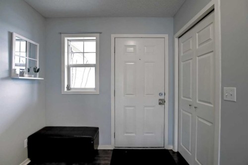 191 Cranberry Green Se, Calgary, AB - Indoor Photo Showing Other Room