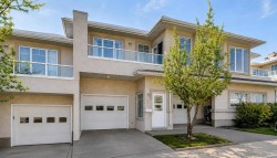 40 Edgeridge Terrace NW Calgary, AB T3A 6C2