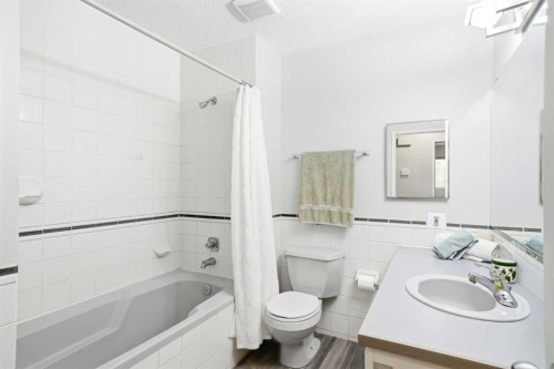 442 Queensland Place Se, Calgary, AB 