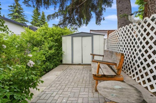 442 Queensland Place Se, Calgary, AB 