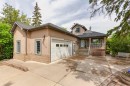 8816 48 Avenue, Calgary, AB 