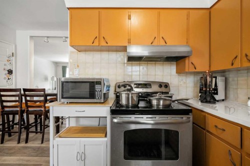 1527 46 Street Se, Calgary, AB 