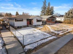 1527 46 Street SE Calgary, AB T2A 1N7