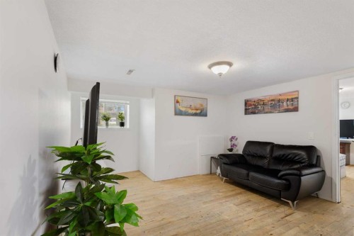 1527 46 Street Se, Calgary, AB 