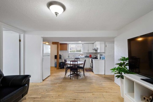1527 46 Street Se, Calgary, AB 