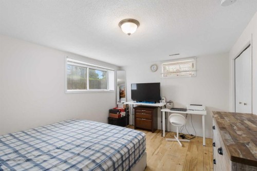 1527 46 Street Se, Calgary, AB 