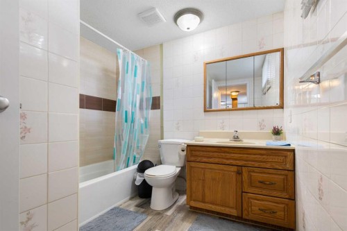 1527 46 Street Se, Calgary, AB 