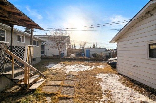 1527 46 Street Se, Calgary, AB 