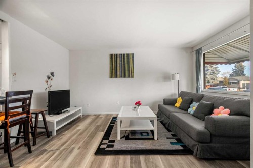 1527 46 Street Se, Calgary, AB 