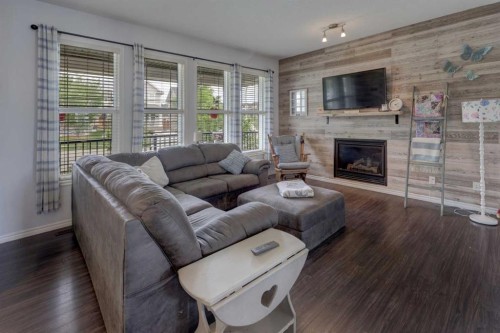 66 Heritage Boulevard, Cochrane, AB 