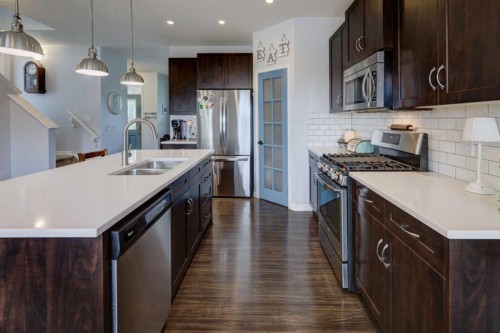 66 Heritage Boulevard, Cochrane, AB 