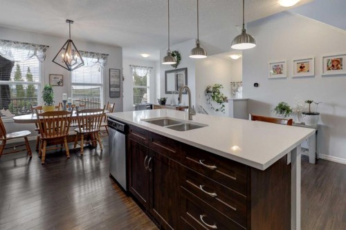 66 Heritage Boulevard, Cochrane, AB 