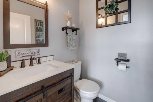 66 Heritage Boulevard, Cochrane, AB 
