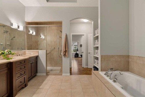 229 Elgin Estates Park Se, Calgary, AB 