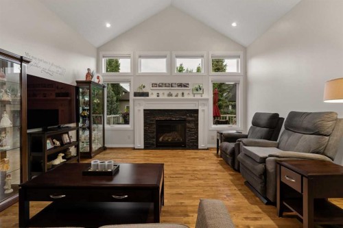 229 Elgin Estates Park Se, Calgary, AB 