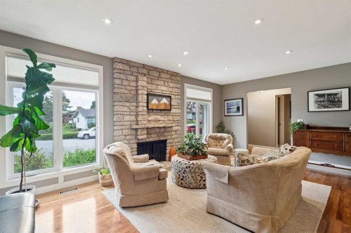 228 Brookgreen Drive Sw, Calgary, AB 