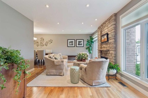 228 Brookgreen Drive Sw, Calgary, AB 