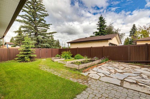 228 Brookgreen Drive Sw, Calgary, AB 
