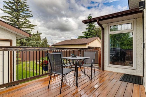 228 Brookgreen Drive Sw, Calgary, AB 