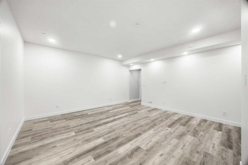 289 Lucas Avenue Nw, Calgary, AB - Indoor