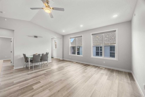 289 Lucas Avenue Nw, Calgary, AB - Indoor
